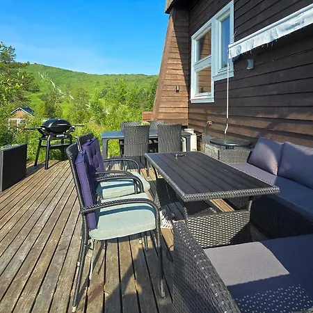 5 Bedroom In